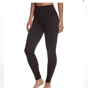 NWT Mika Kaya legging Medium